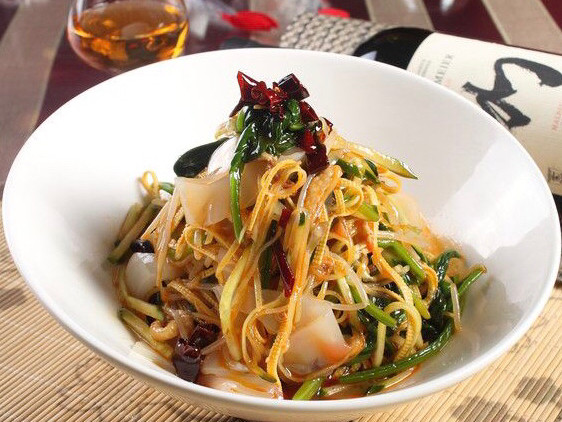 素锦川味麻辣凉拌素菜凉皮