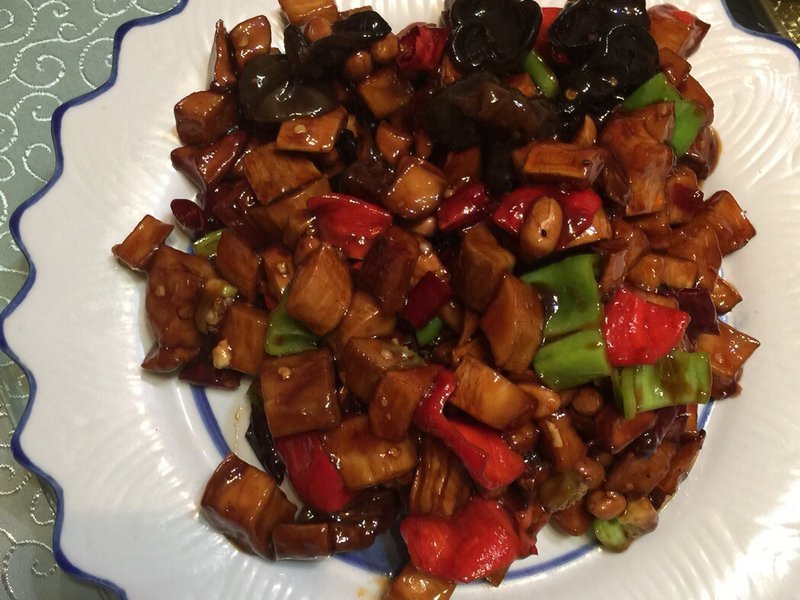 爱满人间素食府