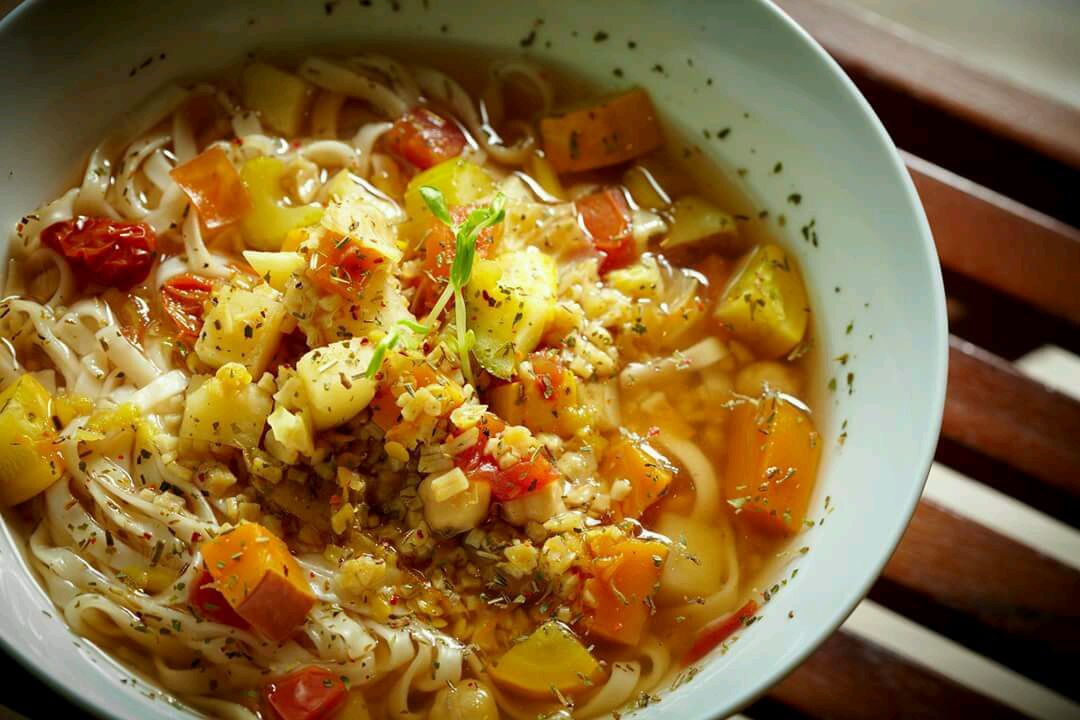 高仰三蔬食 高雄明誠店